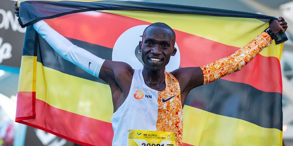 Uganda’s Joshua Cheptegei breaks Kenya’s Rhonex Kipruto's 5 km road ...