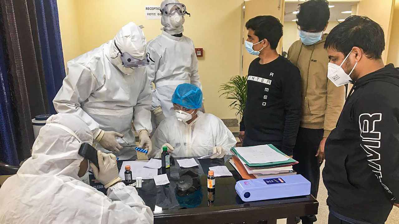 Over 5,900 passengers screened at Jaipur airport, no positive coronavirus cases till now Over 5,900 passengers screened at Jaipur airport, no positive coronavirus cases till now