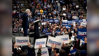 As Bernie Sanders rises, some Democrats are extremely jittery about possible consequences
