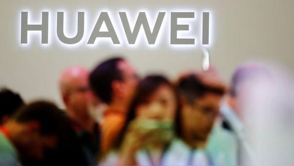 US FCC issues final orders declaring Huawei, ZTE national security threats