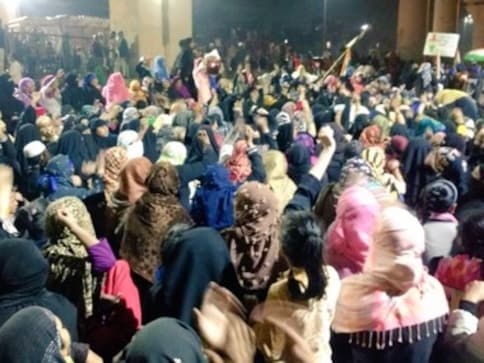 Delhi Police arrests two Pinjra Tod members in connection with Jafrabad anti-CAA protests; families not given reason for arrest Delhi Police arrests two Pinjra Tod members in connection with Jafrabad anti-CAA protests; families not given reason for arrest