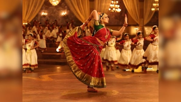 Kangana Ranaut strikes a Bharatanatyam pose in new look from upcoming Jayalalithaa biopic Thalaivi