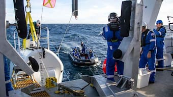 Scientists to dive to darkest depths of Indian Ocean to study marine life, climate change