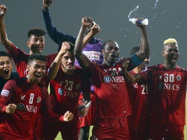 I-League 2019-20: Matias Veron's solitary goal sees Aizawl FC end East Bengal's title hopes with clinical victory I-League 2019-20: Matias Veron's solitary goal sees Aizawl FC end East Bengal's title hopes with clinical victory