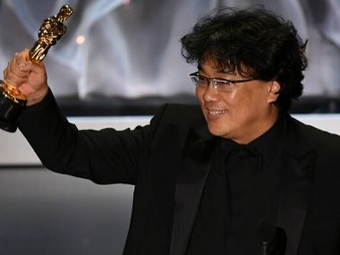 Oscar 2020 highlights: Brad Pitt goes political, Bong-Joon Ho dominates with Parasite, Eminem drops surprise act Oscar 2020 highlights: Brad Pitt goes political, Bong-Joon Ho dominates with Parasite, Eminem drops surprise act