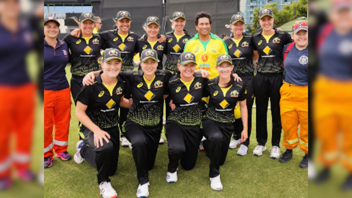 Bushfire Bash: Sachin Tendulkar makes innings break memorable facing Ellyse Perry and Annabel Sutherland in charity fixture