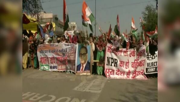Shaheen Bagh demonstrators return to protest site after Delhi Police denies permission for march to Amit Shah's residence