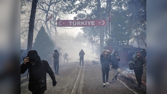 Turkey's Recep Tayyip Erdogan says Europe borders open as refugees gather at frontier with Greece