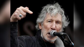 Pink Floyd's Roger Waters recites Aamir Aziz's Sab Yaad Rakha Jayega at protest march in London