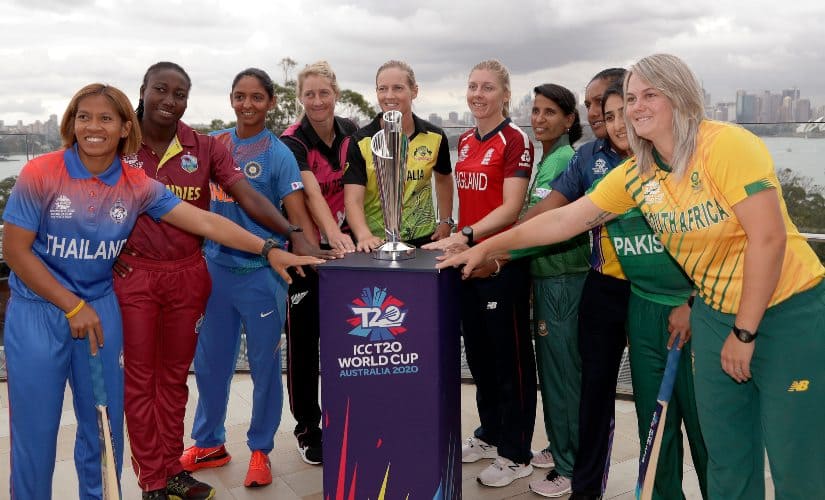 The captains of the 10 teams participating in the Women’s T20 World Cup 2020 pose for a photo with the trophy in Sydney. AP