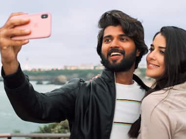 Vijay Deverakonda and Aishwarya Rajesh-starrer World Famous Lover begins streaming on Netflix