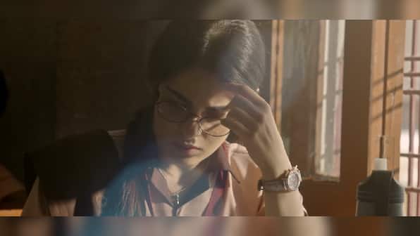 Angrezi Medium song Ek Zindagi shows Radhika Madan determined to chase her dream