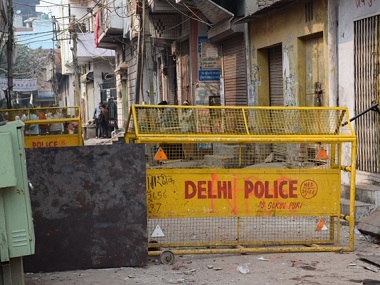 Mustafabad residents band together to help neighbours during riots, provide shelter and protection in strife-hit northeast Delhi Mustafabad residents band together to help neighbours during riots, provide shelter and protection in strife-hit northeast Delhi