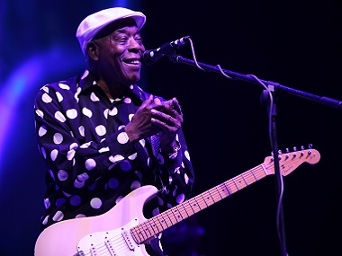 Buddy Guy talks legacy, BB King and more: 'I am trying to keep the Blues alive, and I can’t do it by myself' Buddy Guy talks legacy, BB King and more: 'I am trying to keep the Blues alive, and I can’t do it by myself'