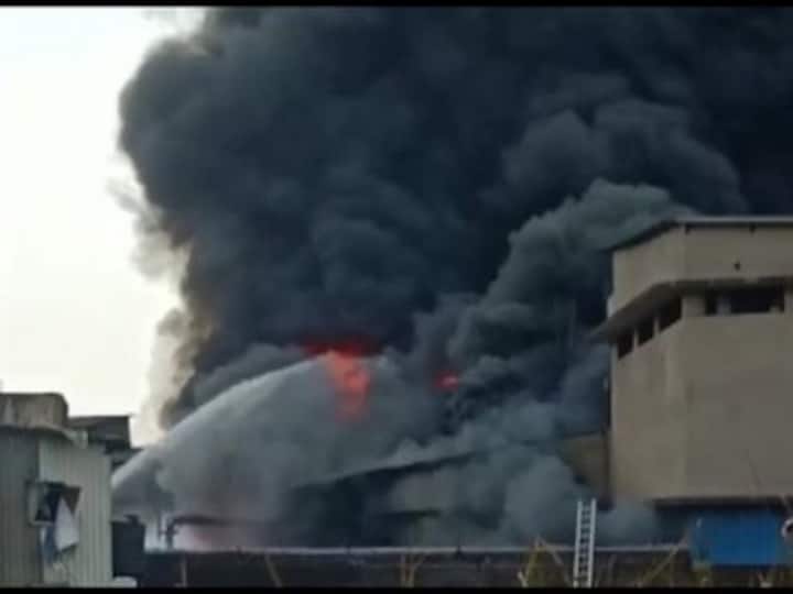 Fire breaks out at chemical company in Dombivali; no casualties reported, 20 fire engines attempting to douse flames