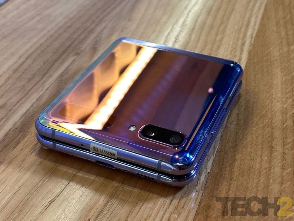 Samsung Galaxy Z Flip features a glass body. Image: tech2/Nandini Yadav