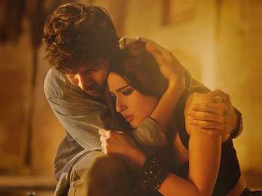 Love Aaj Kal box office collection: Sara Ali Khan, Kartik Aaryan's film makes Rs 31.26 cr after day 4 Love Aaj Kal box office collection: Sara Ali Khan, Kartik Aaryan's film makes Rs 31.26 cr after day 4