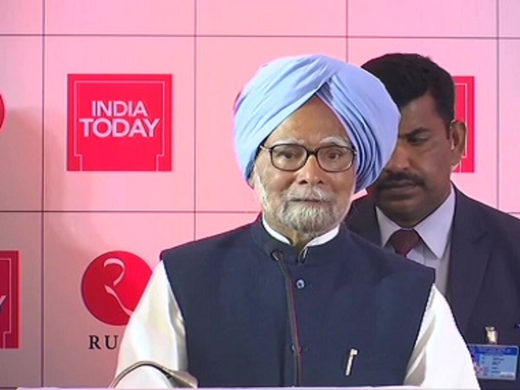 Narendra Modi Govt Doesn T Acknowledge The Word Slowdown Says Manmohan Singh Calls 5 Trillion Economy Mission Wishful Thinking India News Firstpost