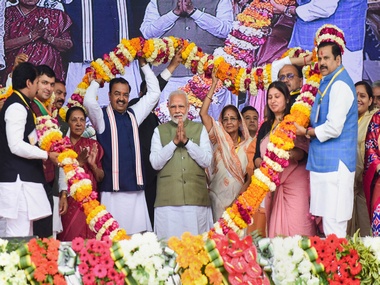 'Sabka saath, sabka vikas': At Prayagraj event, Narendra Modi says priority of government that justice reaches all 130 cr Indians 'Sabka saath, sabka vikas': At Prayagraj event, Narendra Modi says priority of government that justice reaches all 130 cr Indians