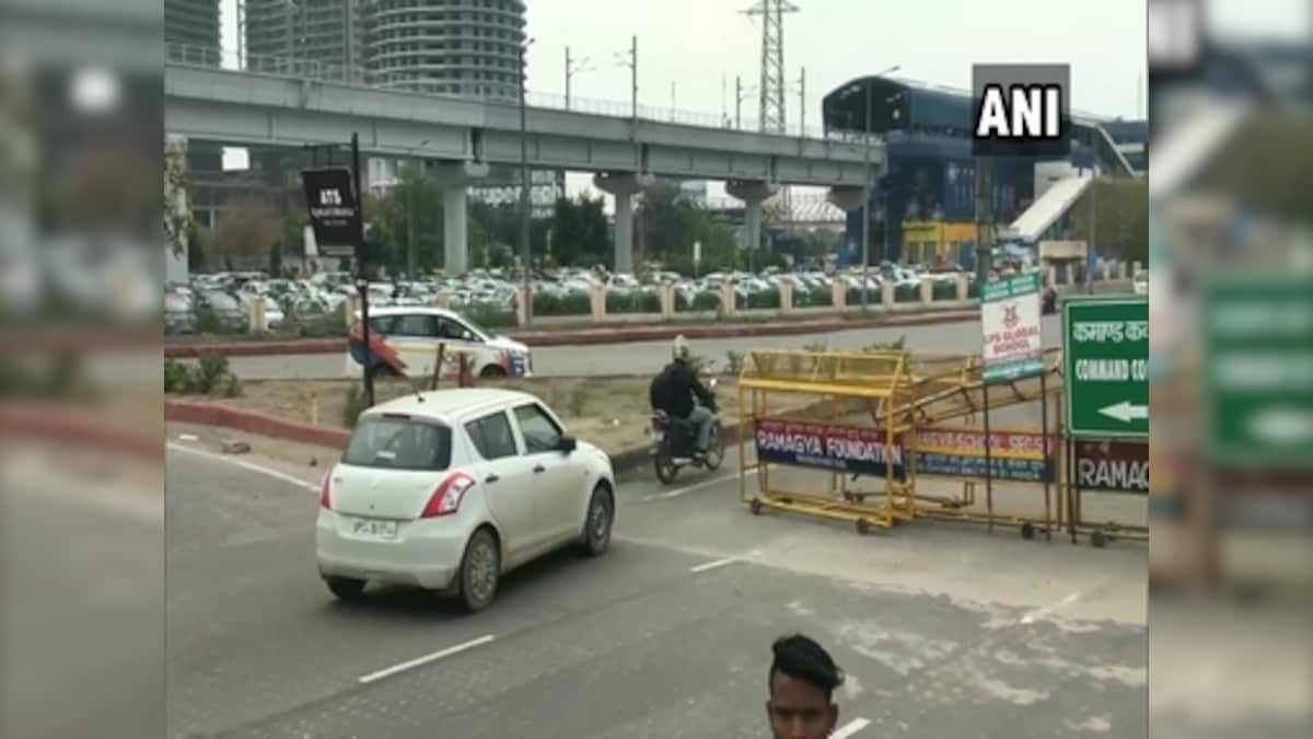 Noida-Faridabad road closed due to Shaheen Bagh anti-CAA protests opens briefly for 40 minutes, shut again