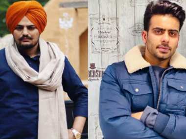 Punjabi singers Sidhu Moose Wala, Mankirt Aulakh booked for promoting violence and gun culture in song Punjabi singers Sidhu Moose Wala, Mankirt Aulakh booked for promoting violence and gun culture in song