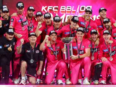 Big Bash League: Sydney Sixers eclipse Melbourne Stars by 19 runs in rain-hit BBL final Big Bash League: Sydney Sixers eclipse Melbourne Stars by 19 runs in rain-hit BBL final