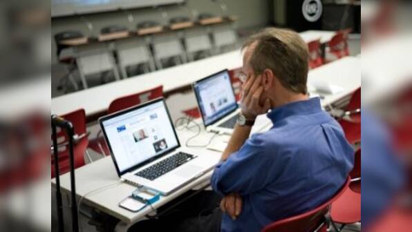 Coronavirus: Five ways to handle news consumption in the midst of a health emergency