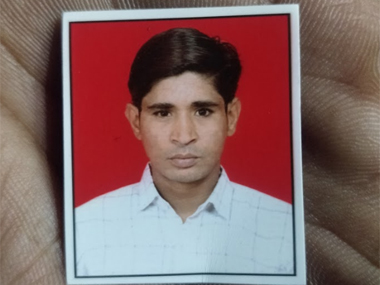 Unable to get a last look at Delhi man's body ahead of funeral, family of handcart vendor found in 'drain of death' describes its personal tragedy Unable to get a last look at Delhi man's body ahead of funeral, family of handcart vendor found in 'drain of death' describes its personal tragedy