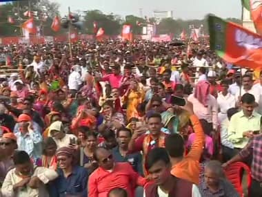 BJP faces criticism after group going to Amit Shah's rally in Kolkata raises 'goli maaron...' slogans; party blames TMC