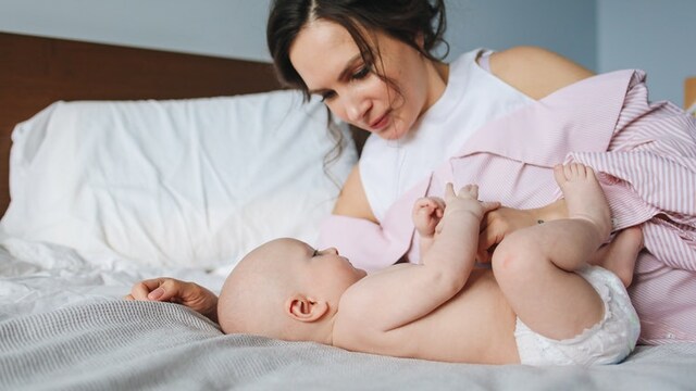Keeping your baby clean and dry made easy Keeping your baby clean and dry made easy