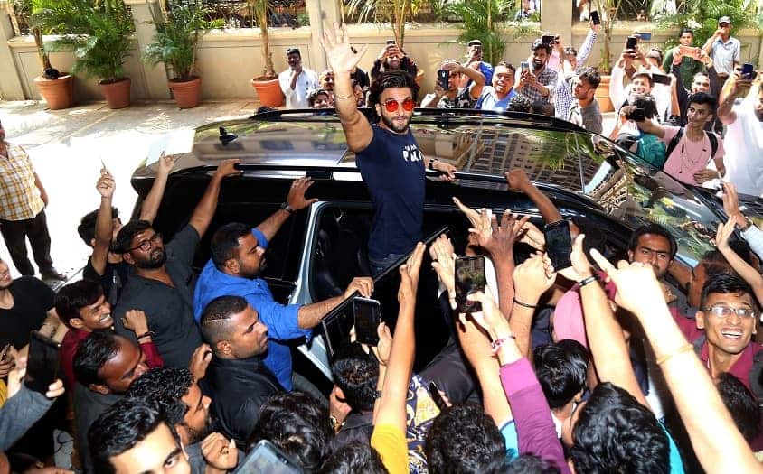 Ranveer Singh among a sea of paparazzi during the trailer launch | Sachin Gokhale