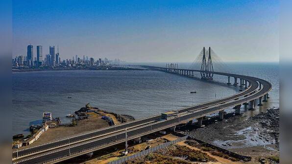 Mumbaikars remain off the streets for Janata curfew, applaud health care workers fighting against coronavirus outbreak