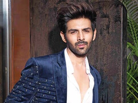 Coronavirus Outbreak: Kartik Aaryan pledges Rs 1 cr to PM-CARES emergency relief fund Coronavirus Outbreak: Kartik Aaryan pledges Rs 1 cr to PM-CARES emergency relief fund