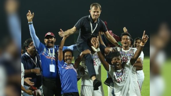 ISL: Kerala Blasters bring in Kibu Vicuna as head coach after parting ways with Eelco Schattorie