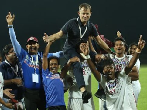 ISL: I-League winning coach Kibu Vicuna in talks to take up role of head coach at Kerala Blasters FC ISL: I-League winning coach Kibu Vicuna in talks to take up role of head coach at Kerala Blasters FC