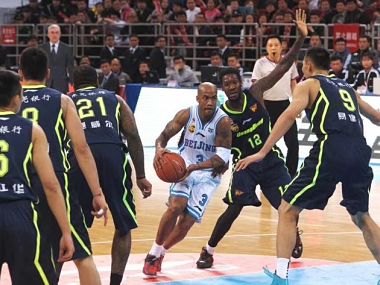 Coronavirus Outbreak: Beijing-based retired basketball star Stephon Marbury arranging for shipment of surgical masks to US Coronavirus Outbreak: Beijing-based retired basketball star Stephon Marbury arranging for shipment of surgical masks to US