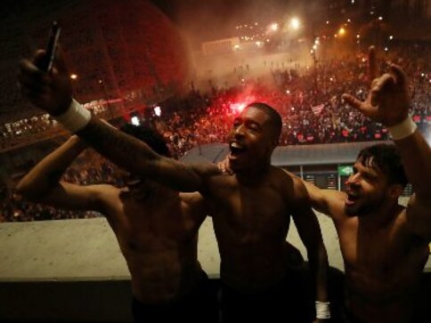 Champions League: PSG's relieved players cut loose after club sees off Borussia Dortmund to reach quarter-finals Champions League: PSG's relieved players cut loose after club sees off Borussia Dortmund to reach quarter-finals
