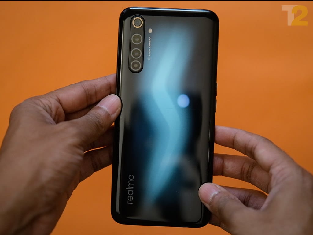 The Realme 6 Pro is powered by a Snapdragon 720G and features a 64 MP primary camera on the rear. Image: Anirudh Regidi/Tech2