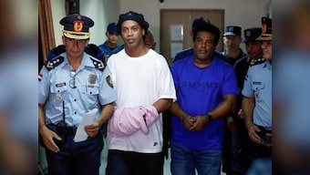 Fomer Brazilian international Ronaldinho to remain in jail during trial for carrying false documentation, says Paraguayan court