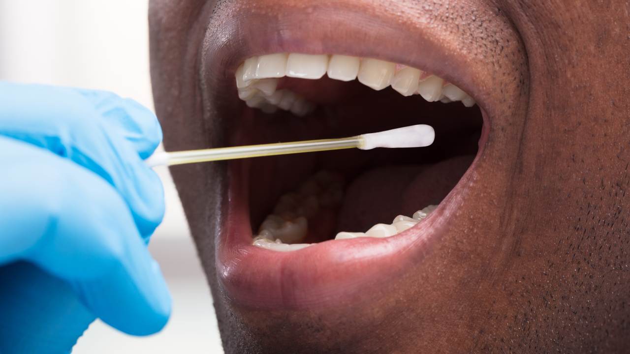 Taking a swab. Image: Andrey Popov