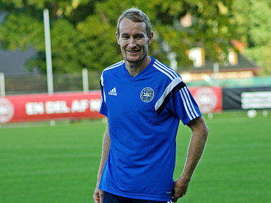 Brondby, Lyngby players in isolation after hugging coronavirus-infected former Denmark international Thomas Kahlenberg Brondby, Lyngby players in isolation after hugging coronavirus-infected former Denmark international Thomas Kahlenberg