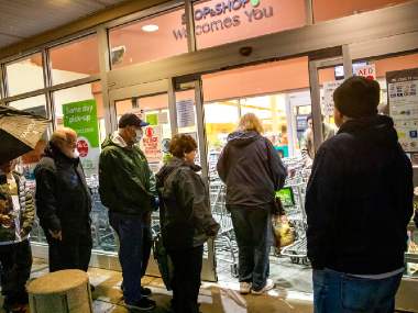 Infected with COVID-19, but feeling fine: How people are unwittingly spreading the coronavirus across the world Infected with COVID-19, but feeling fine: How people are unwittingly spreading the coronavirus across the world