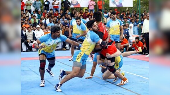 Senior National Kabaddi Championship: Vikash Kandola leads Railways to another semi-final; Naveen Kumar powers Services into last-four
