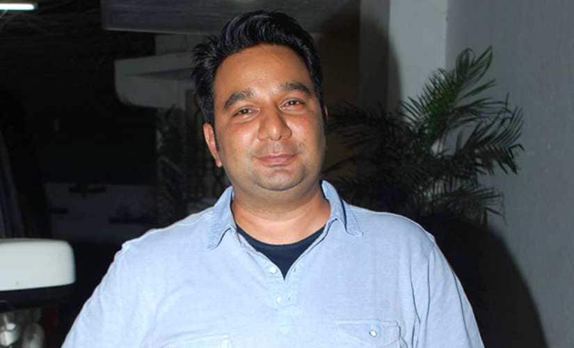 Ahmed Khan. Twitter