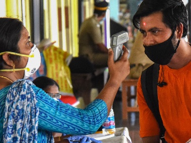 Disinfectant tunnel for COVID-19: Head of the project from IIT Kanpur explains how it works Disinfectant tunnel for COVID-19: Head of the project from IIT Kanpur explains how it works