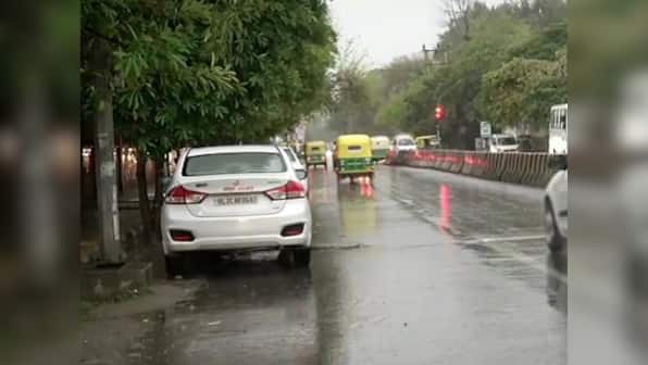 Delhi faces traffic jams, waterlogging as Western Disturbance brings rainfall; min temperature drops to 12 degrees Celsius