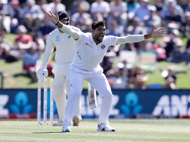 Jasprit Bumrah, Mohammed Shami help India claim slender 7-run lead but New Zealand bowlers claim six wickets on Day 2 to stay in hunt for series win Jasprit Bumrah, Mohammed Shami help India claim slender 7-run lead but New Zealand bowlers claim six wickets on Day 2 to stay in hunt for series win
