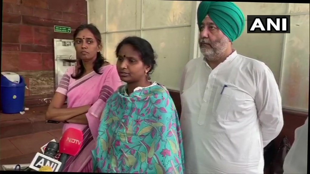 Lok Sabha disrupted over Delhi riots; Congress' Ramya Haridas claims she was assaulted, says 'because I am a Dalit woman?' Lok Sabha disrupted over Delhi riots; Congress' Ramya Haridas claims she was assaulted, says 'because I am a Dalit woman?'