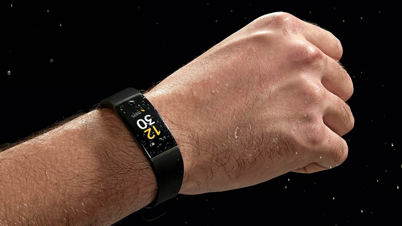 Realme Band with heart-rate monitor and Cricket mode launched at Rs 1,499 Realme Band with heart-rate monitor and Cricket mode launched at Rs 1,499