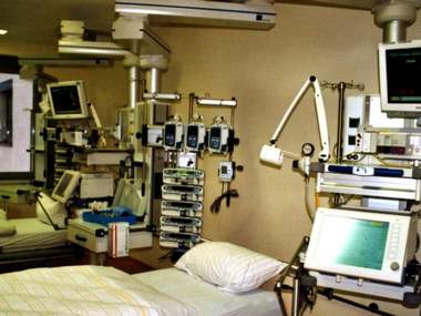 Ford, GE to produce 50,000 ventilators in 100 days; aim to build 30,000 per month thereafter Ford, GE to produce 50,000 ventilators in 100 days; aim to build 30,000 per month thereafter